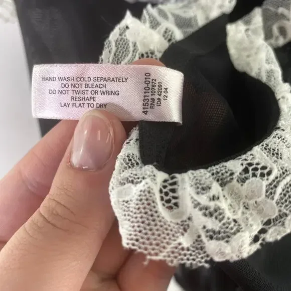 Victoria's Secret Mesh Babydoll LARGE Lingerie Lacy Black Lace Teddy Nightie - Picture 5 of 7